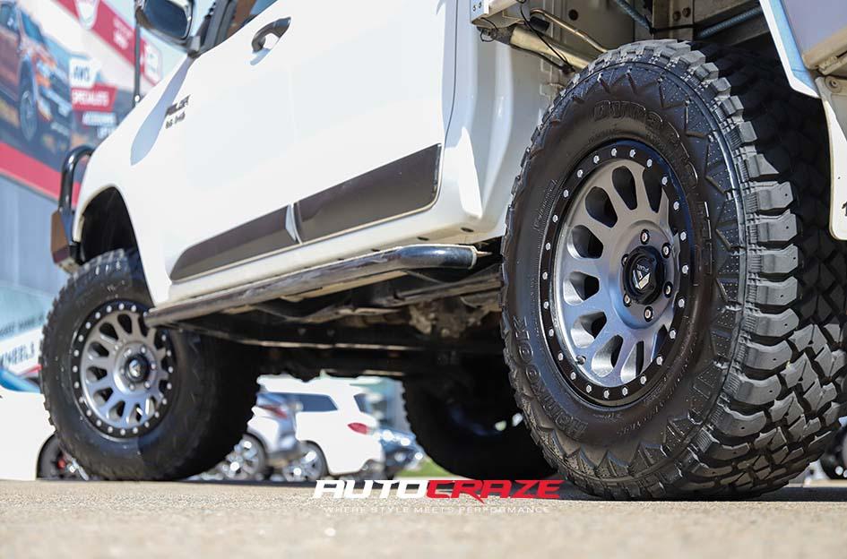 TOYOTA HILUX N80 4WD VECTOR MATTE GUN METAL